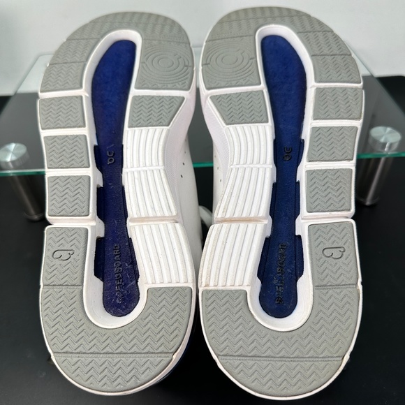 ON® —“The ROGER Advantage": Tennis Shoes / W-9.5 - Picture 13 of 16